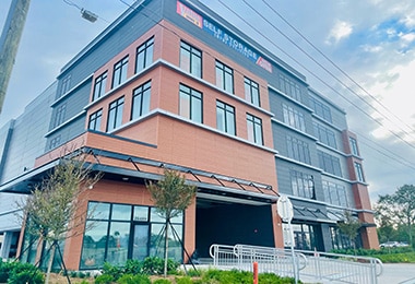 Value Store It modern multi-story facility with ground-floor access entrance.